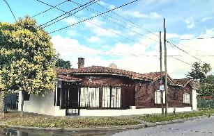 Venta de casa de 160 m² en zona barrio de Ituzaingo Norte.