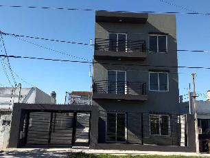 Departamento apto profesional en venta a 4 cuadras de la estación en Merlo Norte.
