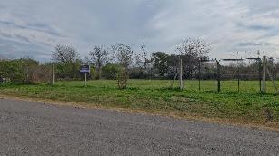 Venta de lote de estilo clasico en zona resid. de La Martina Lujan.
