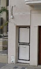 Alquiler de departamento tipo casa de 2 ambientes a 8 cuadras de la estación en Lanus Oeste GBA Sur.