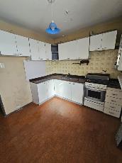 Departamento en estado bueno en venta en zona barrio de Lanus Oeste.