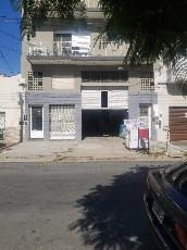 En Gerli Oeste alquiler de galpon ph a una cuadra de avenida principal.