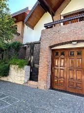 Casa apto crédito en venta en zona barrio de Lanus Este Argentina.