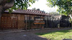 En zona resid. de Lomas de Zamora venta de casa.