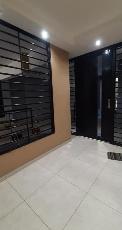 Venta de departamento de 3 ambientes a una cuadra de la estación en Banfield Este.