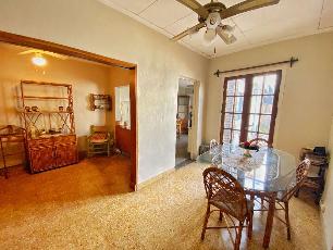 En zona barrio de Valentin Alsina Argentina casa de 187 m² en venta.