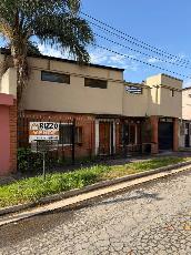 Casa en estado bueno en venta en zona barrio de Lanus Oeste.