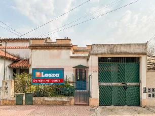 En zona barrio de Banfield Oeste venta de casa sobre lote de 8.66 x 34.57.