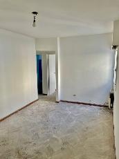 Departamento de 40 m&sup2; en alquiler en zona barrio de Lanus Oeste.