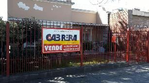 En zona resid. de Banfield Este casa de 131 m² en venta.