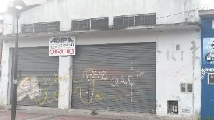 En zona comerc. de Hudson Berazategui venta de galpon de 400 m².