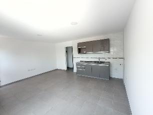 En zona barrio de Quilmes Oeste departamento de 40 m² en alquiler.