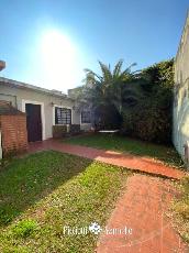 Casa ph apto crédito en venta en zona barrio de Quilmes Centro.