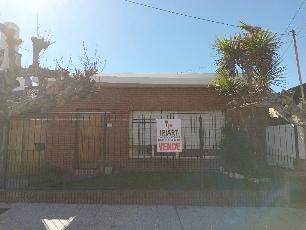 Casa sobre lote de 10.00 x 22.00 en venta en Quilmes Sur.