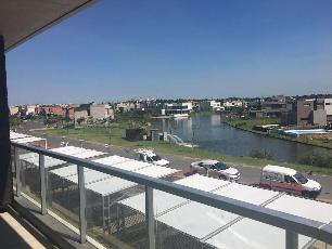 En zona bo cerr de Nuevo Quilmes Countries y Barrios Cerrados departamento con playa en venta.