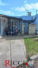 En zona barrio de Quilmes Oeste alquiler de casa ph de 50 m².