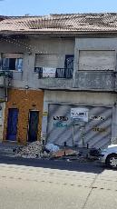 En zona barrio de Quilmes Oeste departamento de 55 m² en alquiler.