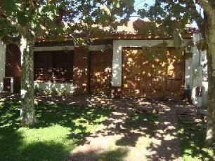 Chalet con garage en venta en zona barrio de Quilmes Oeste Centro GBA Sur.