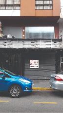 A 2 cuadras de la estación en Quilmes Centro local a una cuadra de avenida principal en alquiler.