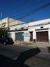 Venta de casa de 87 m² en zona barrio de Villa Dominico.