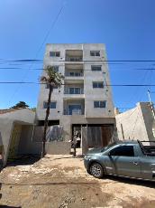 Departamento a una cuadra de avenida principal en venta en zona barrio de Berazategui Este.