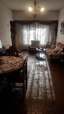 Casa ph de 4 ambientes en venta en zona barrio de Parque Avellaneda CABA.