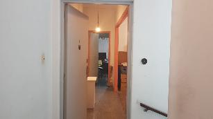 Casa ph de 3 ambientes en venta en zona barrio de Versalles CABA.