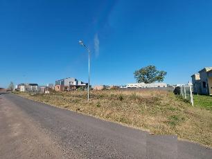 En zona barrio de La Martina Lujan lote sobre lote de 30.00 x 30.00 en venta.