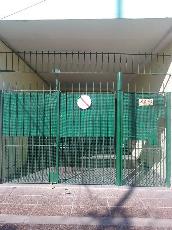 En zona barrio de Ezpeleta Oeste casa sobre lote de 10.00 x 34.00 en venta.