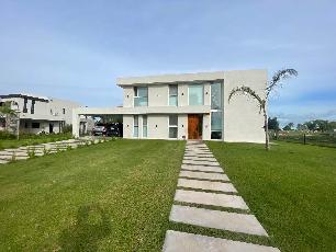 Casa con 5 dormitorios en venta en zona bo cerr de Area 60 Countries y Barrios Cerrados.