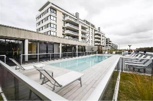 En zona bo cerr de Nuevo Quilmes Countries y Barrios Cerrados venta de departamento con doble.