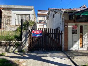 Venta de departamento en estado bueno en zona barrio de Santa Teresita.