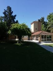 Quinta de 4 ambientes en venta en zona resid. de El Trebol Lujan.