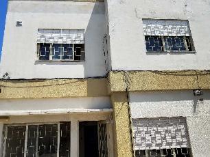 Alquiler de duplex con 3 dormitorios a 5 cuadras de la estación en Haedo Norte Argentina.