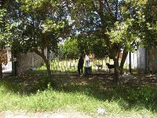 En zona barrio de Gregorio de Laferrere venta de casa de 2 ambientes.