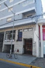 En zona barrio de San Bernardo venta de departamento de estilo moderno.
