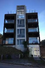 Departamento con garage en venta en zona barrio de Pinamar.