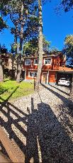 En zona barrio de Costa del Este venta de casa con 3 dormitorios.