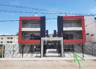 En zona barrio de San Bernardo venta de departamento de estilo moderno.