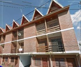 En zona barrio de Mar de Ajo departamento de 3 ambientes en venta.