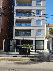 En zona residencial de Ramos Mejia Norte venta de departamento a estrenar.