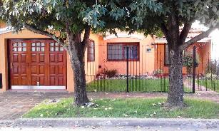 En zona resid. de Barrio Parque venta de chalet de 120 m².