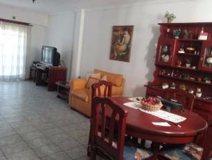 Venta de departamento de 3 ambientes a 5 cuadras de la estación en Quilmes Oeste.
