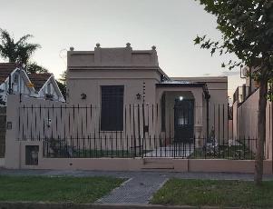 Venta de casa en estado excelente oportunidad en Don Bosco Este.