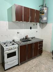 En zona resid. de San Justo GBA Oeste departamento de 30 m² en alquiler.